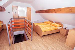 Apartmaji Skok Bovec zakonska postelja