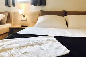 Slovenija Hotel Rozka Krvavec zakonska postelja