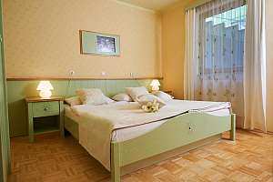 Slovenija Terme Snovik Snovik zakonska postelja