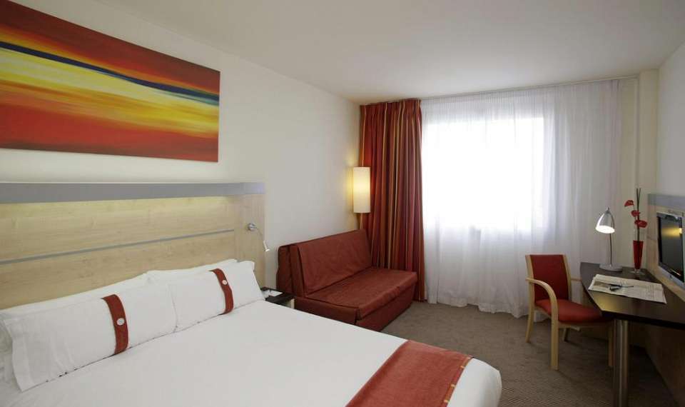 holiday inn express barcelona družinska soba