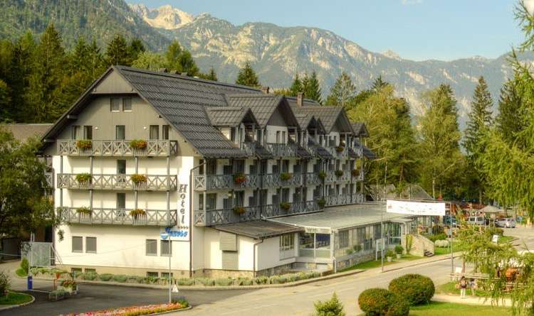 Hotel Jezero Bohinj  poletje