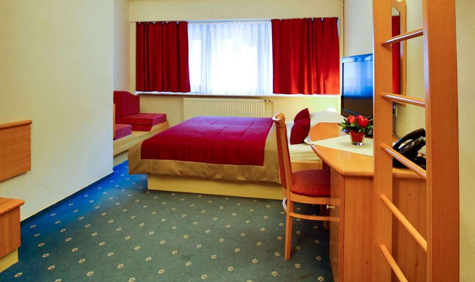 Slovenija Hotel Planja Rogla družinska soba za 3 osebe