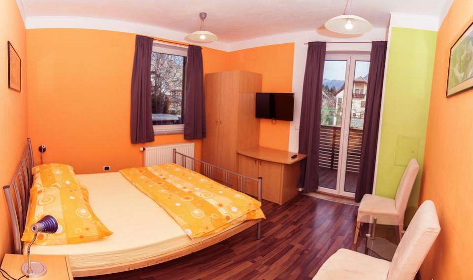 Apartmaji Skok Bovec soba