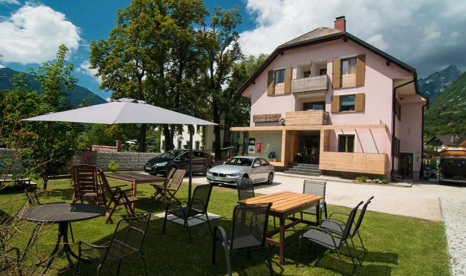 Apartmaji Skok Bovec vrt