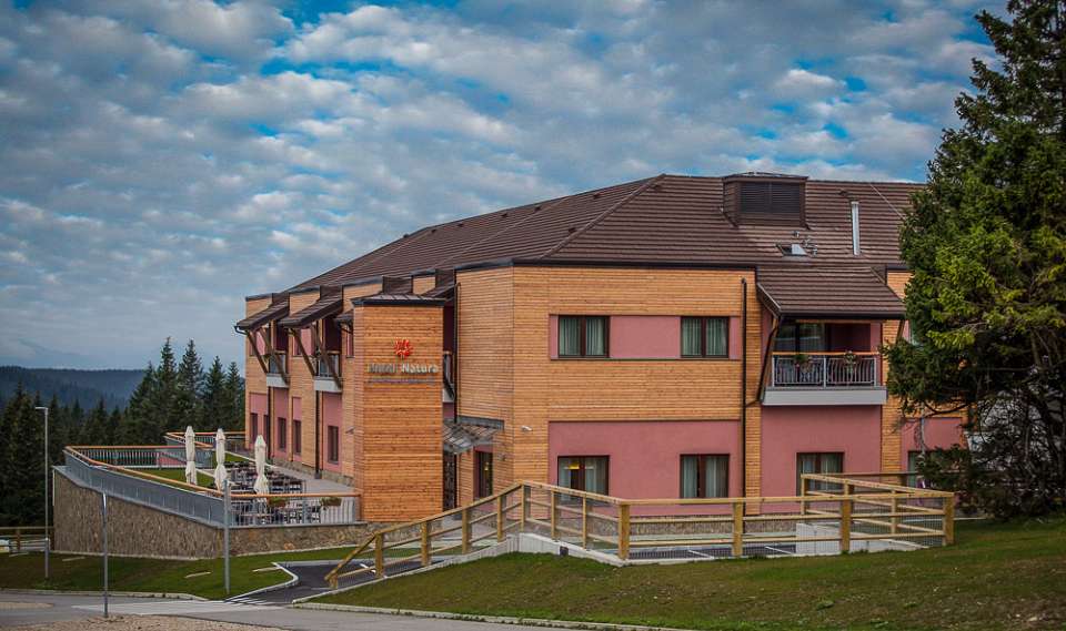 Slovenija Hotel Natura Rogla zunanjost