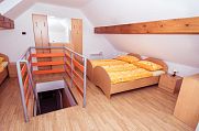 Apartmaji Skok Bovec zakonska postelja